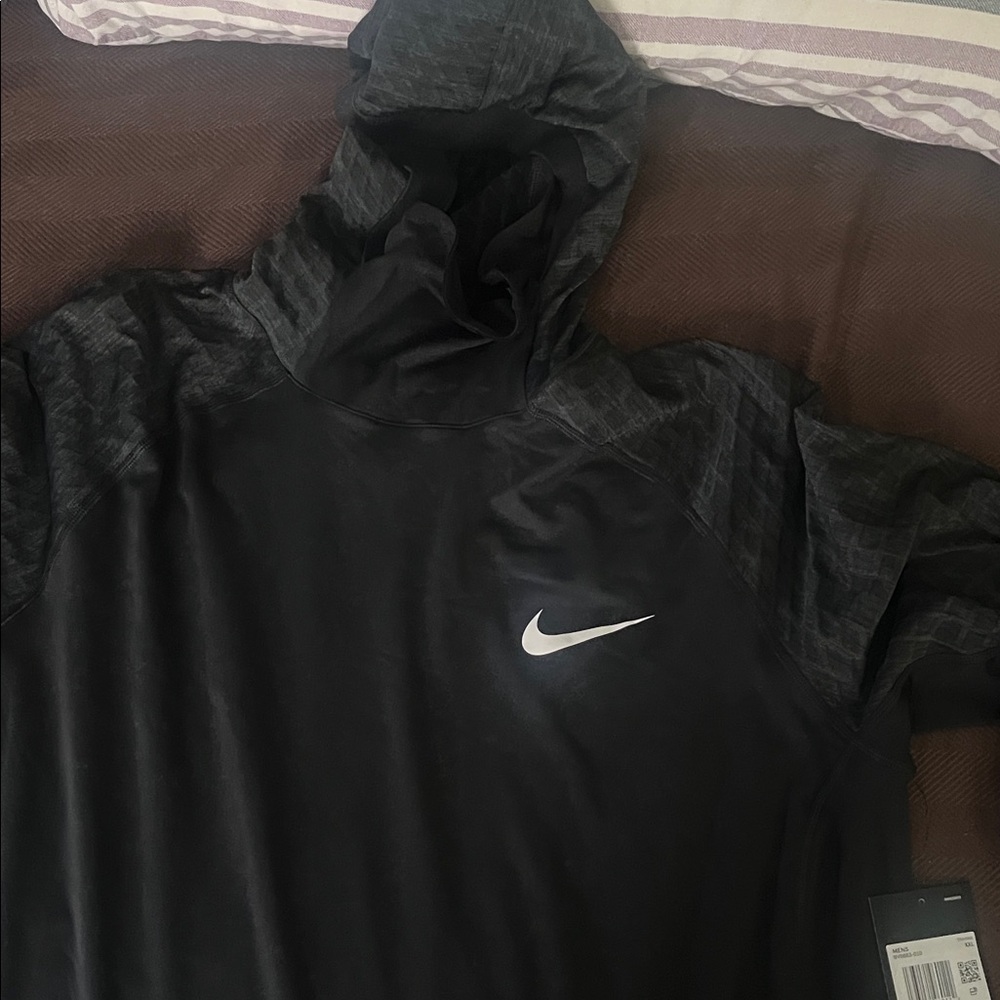 Nike Men's Black Training long sleeve hooded shirt XXL